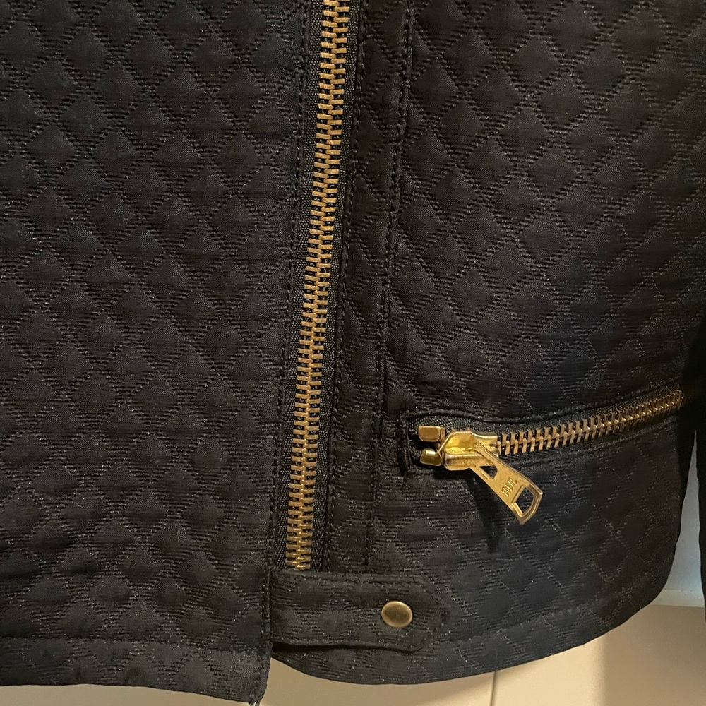 Club Monaco Cropped Jacket - Picture 6 of 11